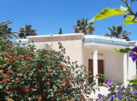 Villa à Chott-Meriem, Sousse, 400 m de la plage
