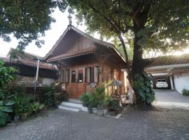 Villa Sarimbit，位于Timuran的酒店