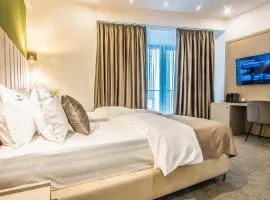 Central Carol APARTHOTEL 2