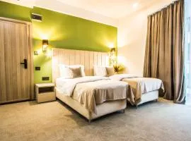 Central Carol APARTHOTEL 2