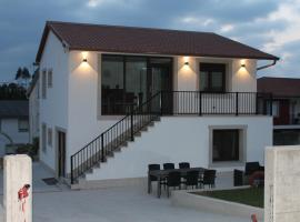 Apartamentos Camino Inglés II，位于Ordes的酒店