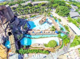 diRoma Spazzio - Acesso Acqua Park，位于卡达斯诺瓦斯的酒店
