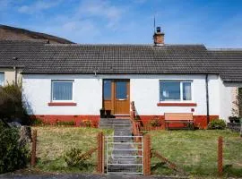 Luxury North Coast 500 Cottage by Helmsdale, stunning sea views