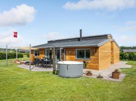 Amazing Home In Odder With Kitchen，位于欧德尔的酒店