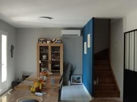 Chez Kristina，位于索尔古河畔的恩特莱奎斯的酒店