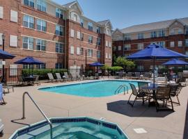 Residence Inn by Marriott Cleveland Beachwood，位于比奇伍德的酒店