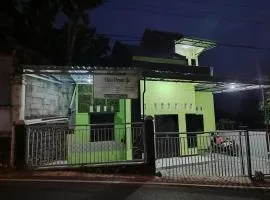 Villa Oemah Ijo