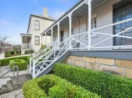 Hampden Neuve - Luxury Georgian Cottage