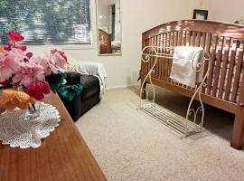 Secret Cottage，位于Waitara的酒店