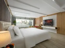 Pina Hotel - Boutique Inn