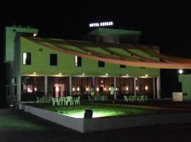 Hotel Kesar Palace，位于Rahlāna的酒店
