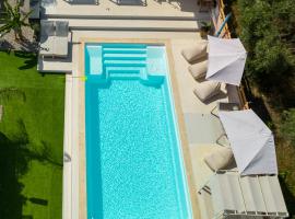 Modular Bungalows With Heated Pool Artemis Greece，位于阿特米达的酒店
