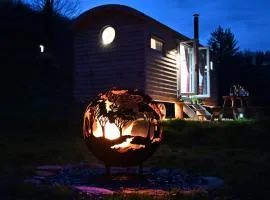Meidrim Meadows luxury shepherd's hut