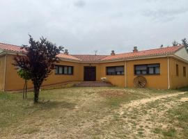 Hotel rural La yagona，位于Entrala的酒店