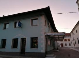 Modrina Guest room，位于科巴里德的酒店
