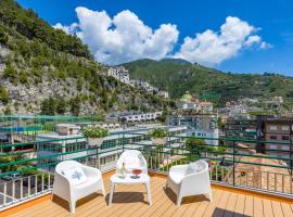 Le Terrazze di Santa Tecla，位于马奥莱的自助式住宿