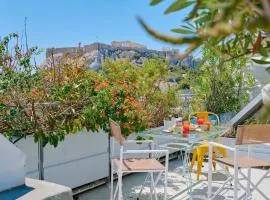 360 view in roof top appartment with patio