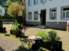 Hinkelshof - 3 Gästezimmer - naturnah, ökologisch, urig, Selbstversorgerküche