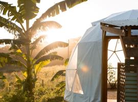 Noosa Air Element Dome - Simply Stunning Views，位于Cootharaba的酒店