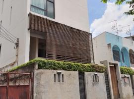 优迪曼谷旅舍，位于曼谷的酒店