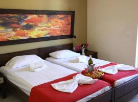 Porto Plazza Hotel，位于赫索尼索斯的酒店