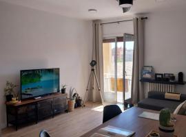 Apartamento grande en Huesca，位于韦斯卡的酒店