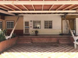 Townhouse 3 habitaciones，位于瓜亚那城的酒店