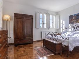 Villa Petrone - Luxury Home tra Bologna e Modena - Wi-Fi, Biliardo, Jacuzzi privata，位于Nonantola的酒店