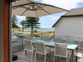 Beachfront Home in Mount Maunganui