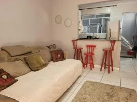 Sobrado de condominio Praia Grande VilaTupi com 2 dormitorio