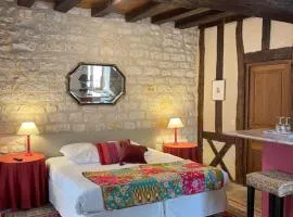 La Maison d'Alienor Les Valmurs