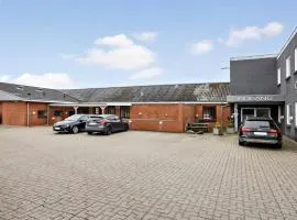 11 Bedroom Gorgeous Home In Hurup Thy