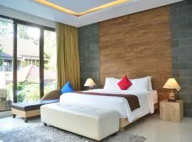 Cemara Villa 4 bedroom with a private pool