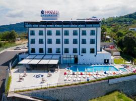YASON BLUE HoTEL，位于Çaytepe的酒店