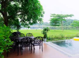 Villa A16 Bách Thanh view hồ - Đại Lải resort，位于Phúc Yên的酒店