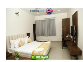 hotel N P ayodhya，位于Ayodhya的酒店