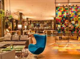 Motel One Köln-Neumarkt，位于科隆的酒店