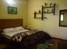 Hill Side Homestay Silkoti，位于Chamba的酒店