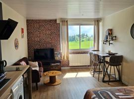 JURA Magnifique Studio Vacances 3 étoiles，位于拉穆拉的酒店