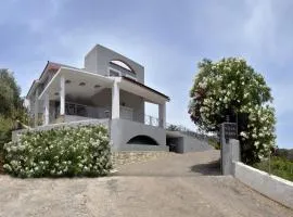 Villa Raks