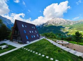 Vidis Chalet Boutique Hotel，位于泰斯的酒店