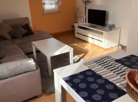 Monteurwohnung bei Bayreuth 4 Zimmer nur 6 Min zur Autobahn A9, Ruhige Lage, Parkplatz
