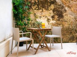 Elegant Holiday Home Near Valletta，位于弗洛里亚纳的酒店