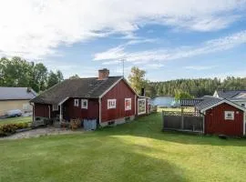 Chalet Toltorp by Interhome