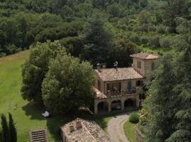 Casale in Val D Orcia，位于萨尔泰阿诺的酒店