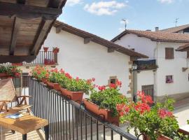 Apartamento ll，位于Iráizoz的酒店