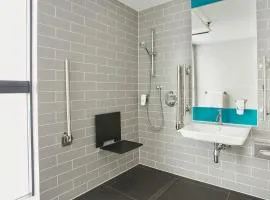 Holiday Inn Express Paris - Poissy by IHG