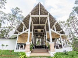 辅基里罗姆松树度假村，位于ChambokKirirom National Park附近的酒店