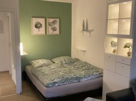 Privat Apartment - TOP-Ausstattung, Aircon - Eilensteg 33，位于策勒的酒店