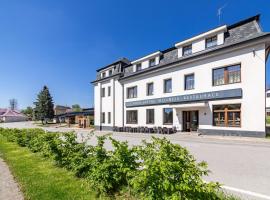 Hotel Sněžné，位于Sněžné的酒店